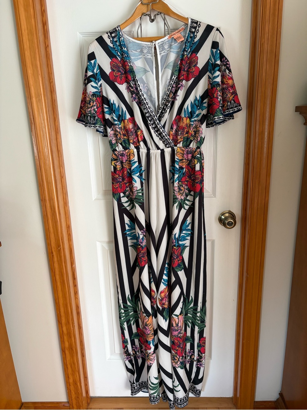 Flying Tomato L Tropical Floral Black White V Neck Maxi Dress Boho Resort